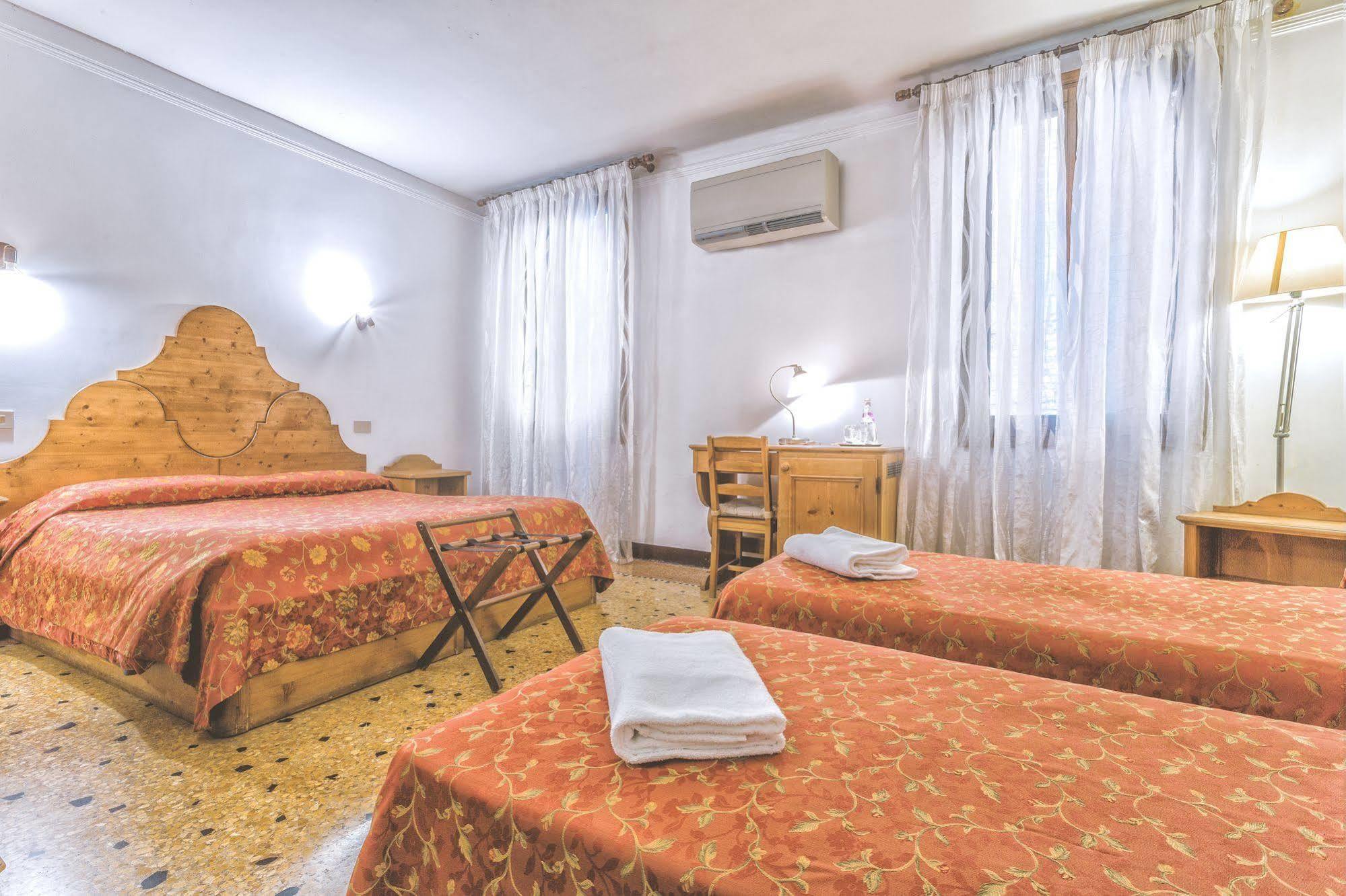 Locanda Bareteri Венеція Екстер'єр фото